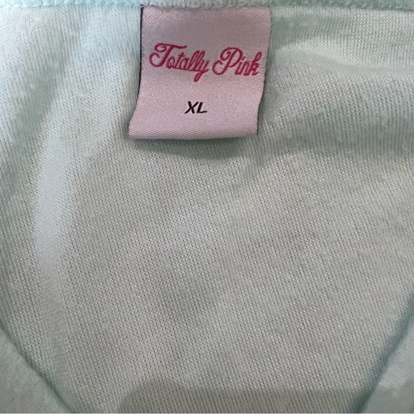 Totally Pink Sweater.   R-25 - Picture 6 of 6